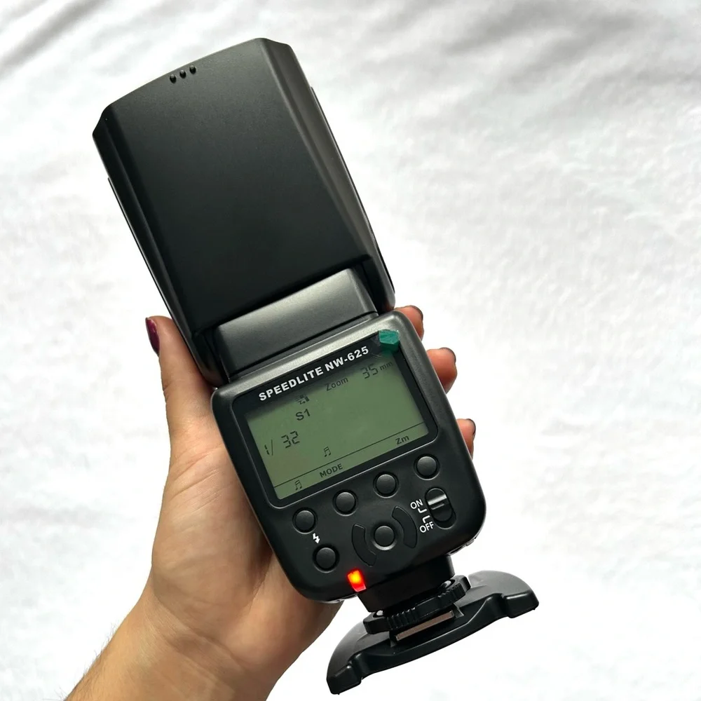 Neewer Speedlite NW-625